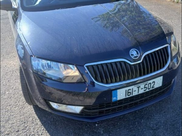Skoda Octavia Saloon, Diesel, 2016, Blue