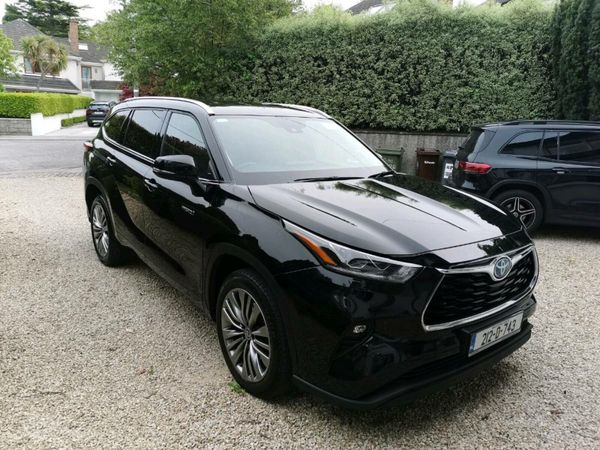 Toyota Highlander Estate/Jeep, Petrol Hybrid, 2021, Black
