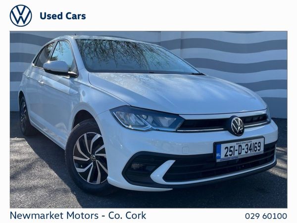 Volkswagen Polo Hatchback, Petrol, 2025, White