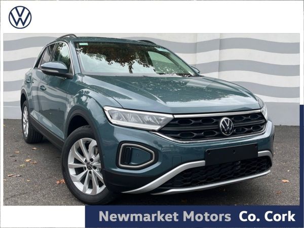 Volkswagen T-Roc SUV, Diesel, 2025, Blue