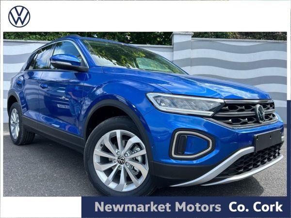 Volkswagen T-Roc SUV, Diesel, 2025, Blue