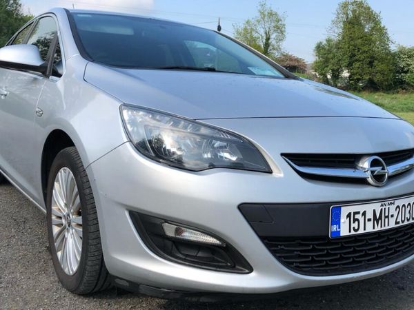 Opel Astra Hatchback, Diesel, 2015, Silver