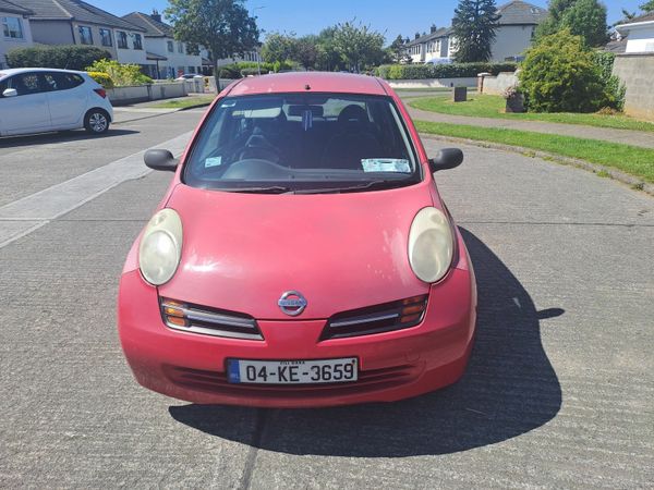 Nissan Micra Hatchback, Petrol, 2004, Red