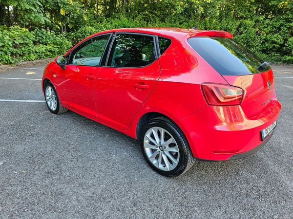 SEAT Ibiza MPV, Petrol, 2016, Red