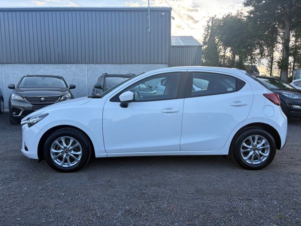 Mazda Mazda2 Hatchback, Petrol, 2017, White
