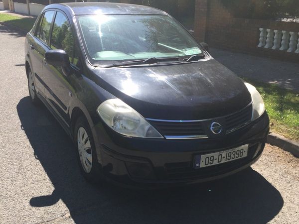 Nissan Tiida Saloon, Petrol, 2009, Black