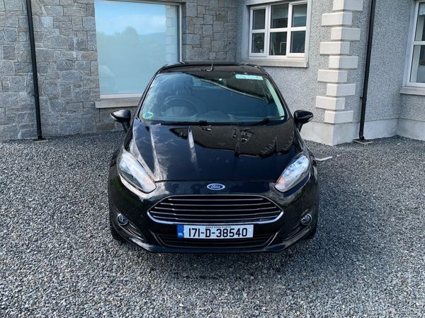 Ford Fiesta Hatchback, Petrol, 2017, Black