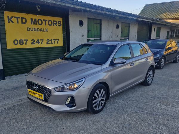 Hyundai i30 Hatchback, Diesel, 2018, Beige
