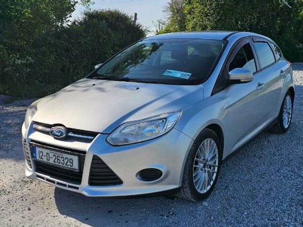 Ford Focus Hatchback, Diesel, 2012, Silver