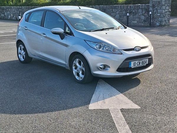 Ford Fiesta Hatchback, Diesel, 2010, Grey