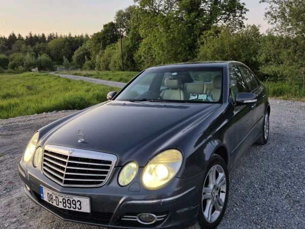 Mercedes-Benz E-Class Saloon, Petrol, 2008, Grey