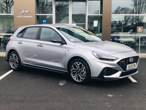 Hyundai i30 Hatchback, Petrol, 2024, Shimmering Silver