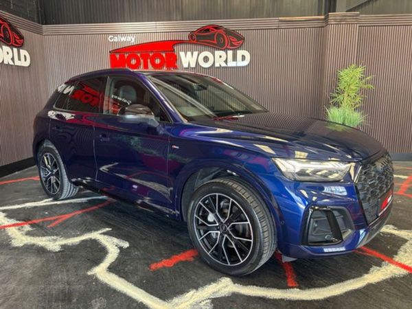 Audi Q5 SUV, Hybrid, 2023, Blue
