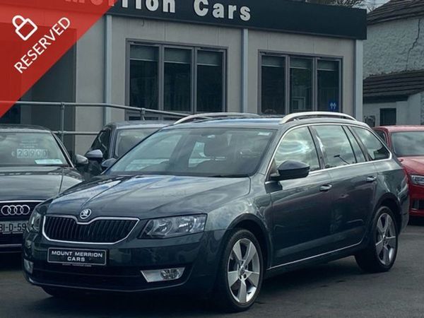 Skoda Octavia Estate, Petrol, 2017, Grey