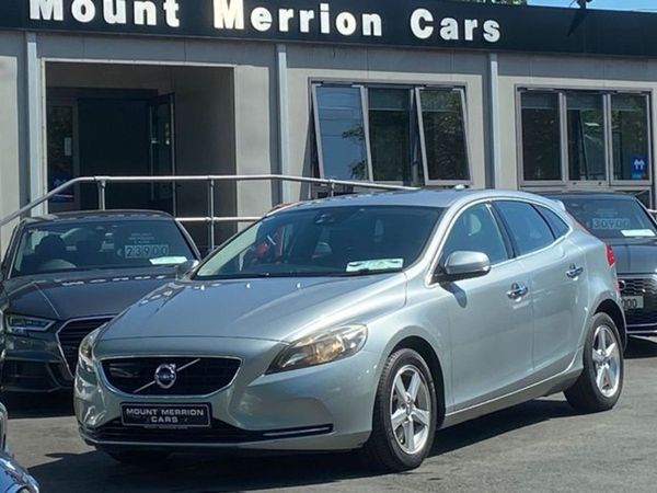 Volvo V40 Hatchback, Petrol, 2014, Silver