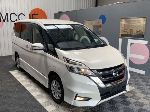 Nissan Serena MPV, Petrol Hybrid, 2017, White