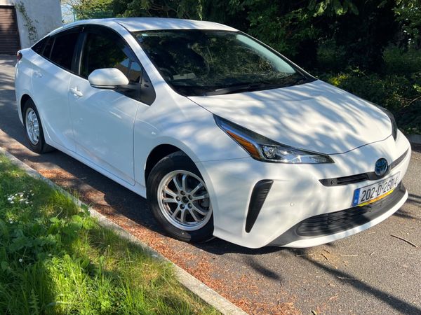 Toyota Prius Hatchback, Petrol Hybrid, 2020, White