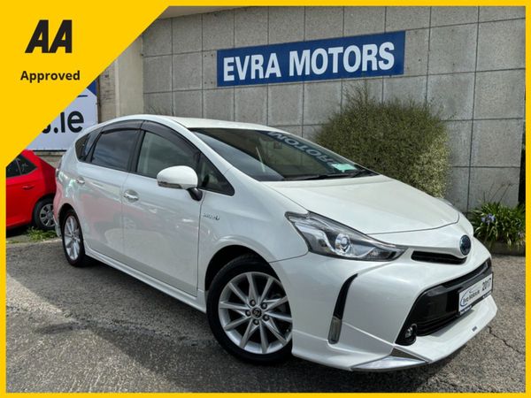 Toyota Prius MPV, Hybrid, 2017, White
