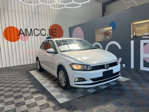 Volkswagen Golf Hatchback, Petrol, 2018, White