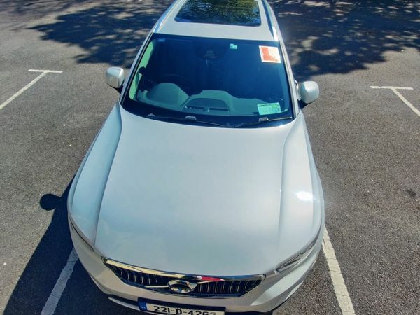 Volvo XC40 Estate/Jeep, Petrol Plug-in Hybrid, 2022, Grey