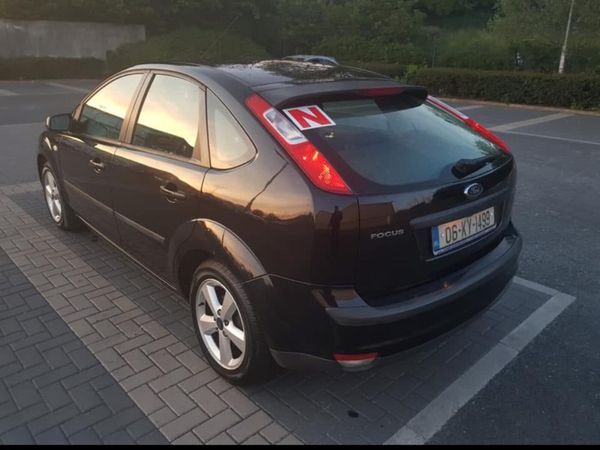 Ford Focus Hatchback, Petrol, 2006, Black