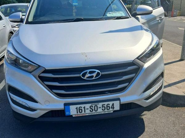 Hyundai Tucson SUV, Diesel, 2016, Silver