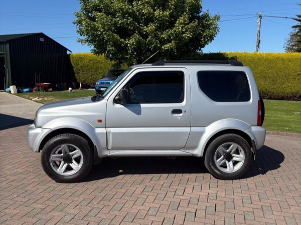 Suzuki Jimny SUV, Petrol, 2003, Silver