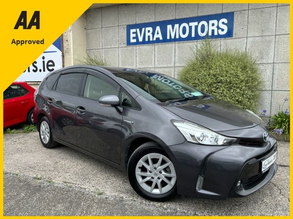 Toyota Prius MPV, Petrol Hybrid, 2017, Grey