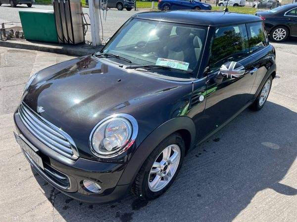 Mini Cooper Hatchback, Petrol, 2013, Black
