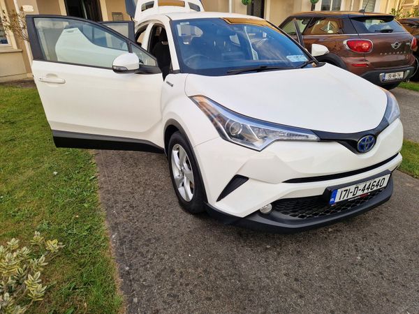 Toyota C-HR Hatchback, Petrol Hybrid, 2017, White
