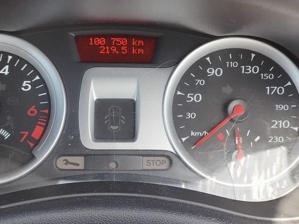 Renault Clio Hatchback, Ethanol Petrol, 2010, Red
