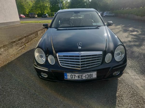 Mercedes-Benz E-Class Saloon, Petrol, 2007, Black