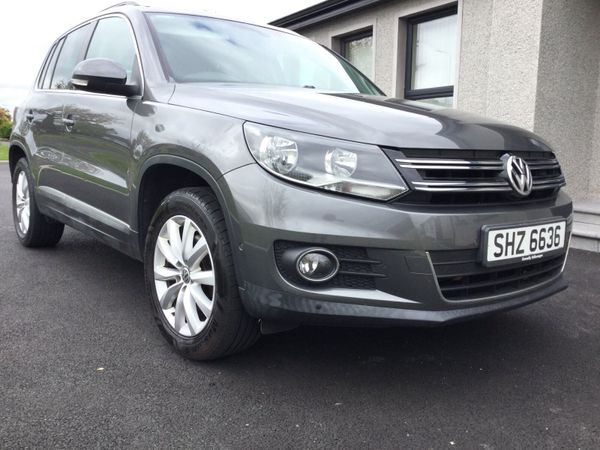 Volkswagen Tiguan SUV, Diesel, 2014, Grey