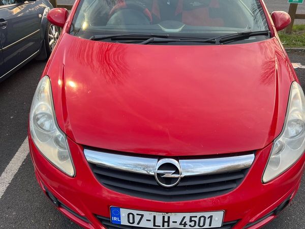 Opel Corsa Hatchback, Petrol, 2007, Red