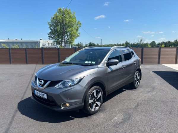 Nissan Qashqai SUV, Diesel, 2017, Grey