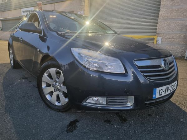 Vauxhall Insignia Hatchback, Diesel, 2012, Blue