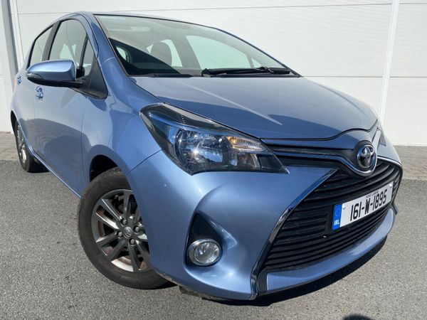 Toyota Yaris Hatchback, Petrol, 2016, Blue