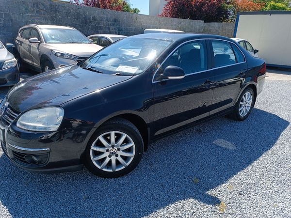 Volkswagen Jetta Saloon, Petrol, 2008, Black