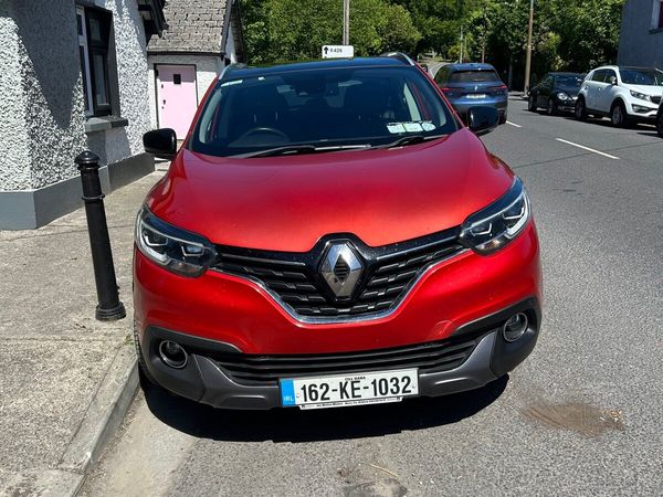 Renault Kadjar SUV, Diesel, 2016, Red