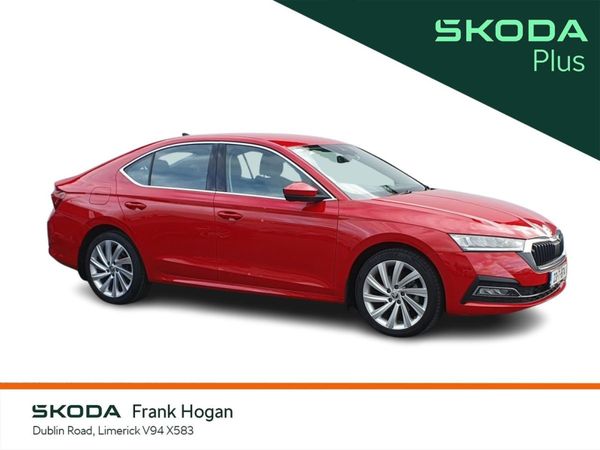 Skoda Octavia Saloon, Diesel, 2023, Red