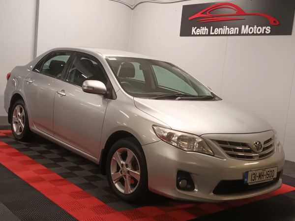 Toyota Corolla Saloon, Petrol, 2013, Silver