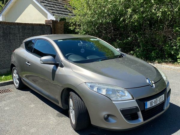 Renault Megane Coupe, Diesel, 2010, Gold