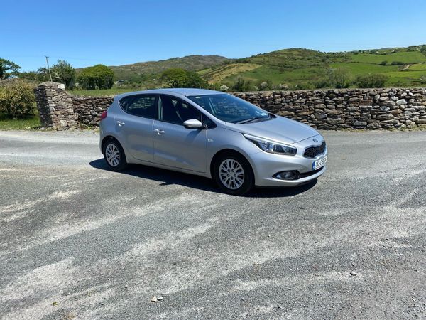 Kia Ceed Hatchback, Diesel, 2014, Silver