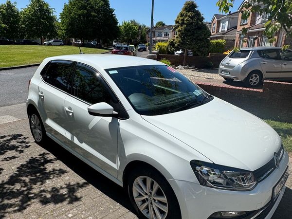 Volkswagen Polo Hatchback, Petrol, 2017, White