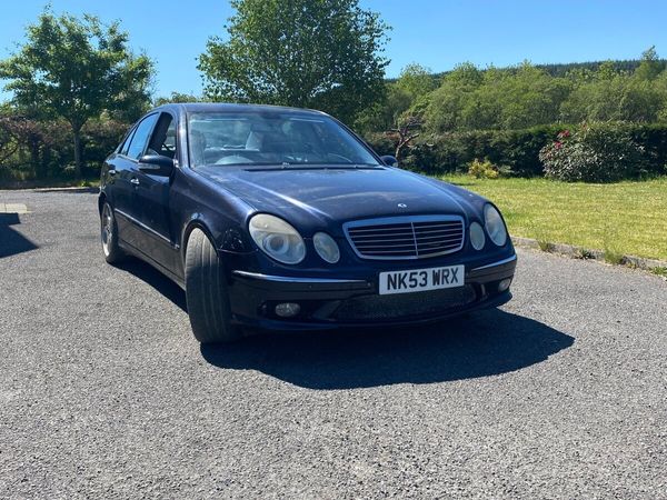 Mercedes-Benz E-Class Saloon, Diesel, 2004, Blue