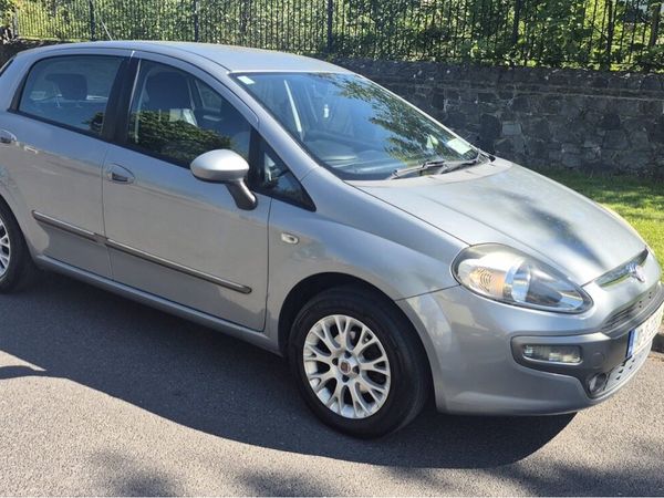 Fiat Punto Hatchback, Petrol, 2010, Grey