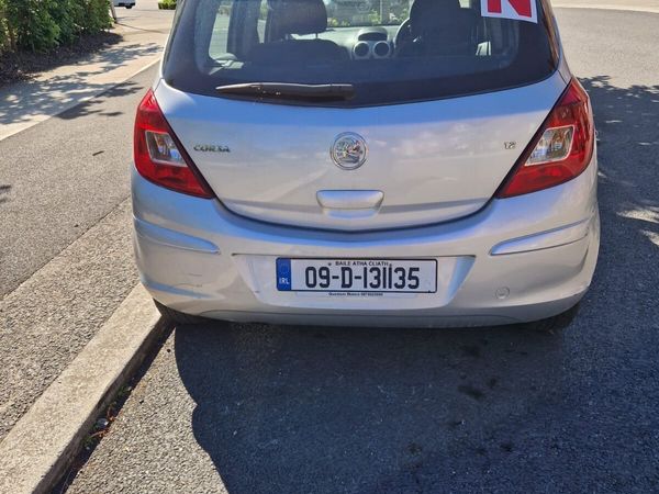 Vauxhall Corsa Hatchback, Petrol, 2009, Silver