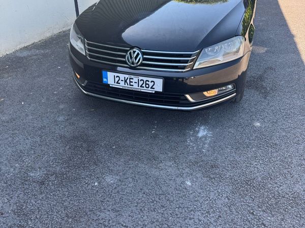 Volkswagen Passat Saloon, Diesel, 2012, Black