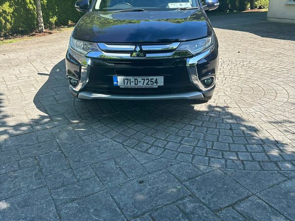 Mitsubishi Outlander SUV, Diesel, 2017, Blue