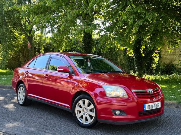 Toyota Avensis Saloon, Petrol, 2008, Red